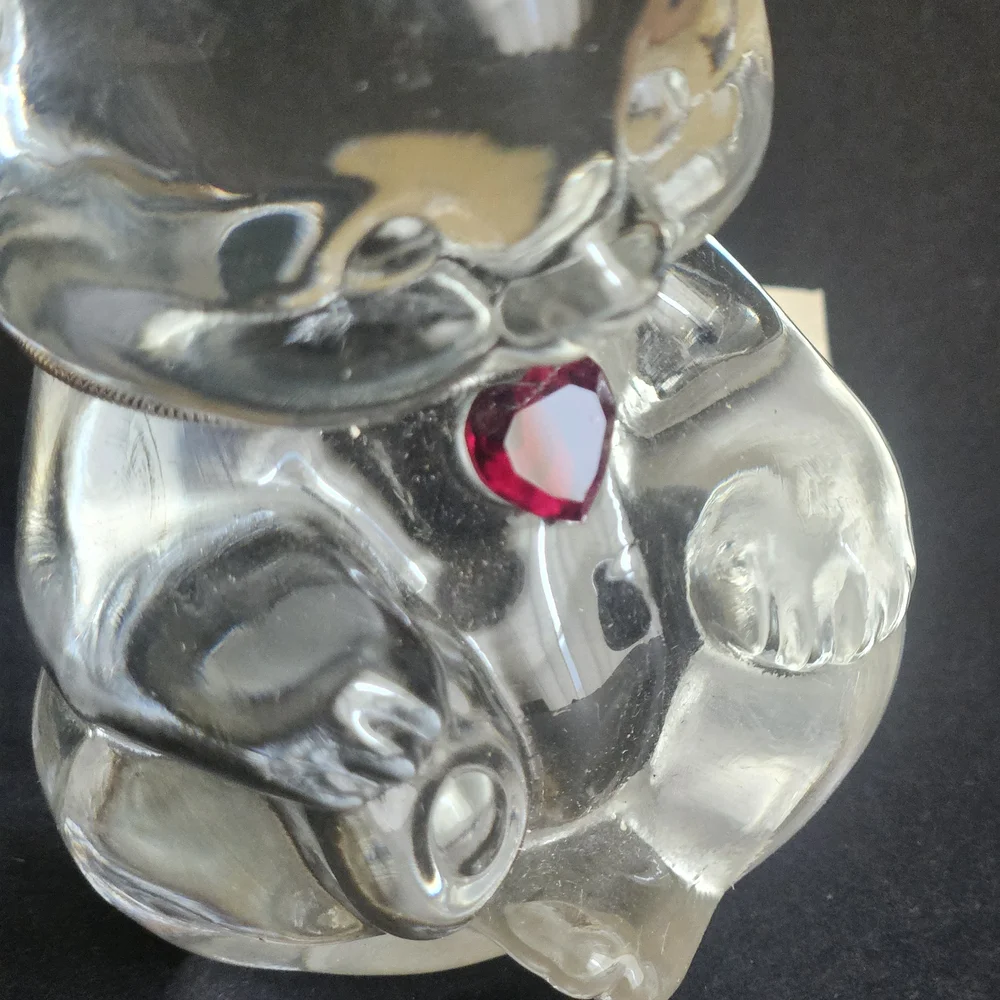 Vintage Fenton Art Glass July Birthstone Bear Figurine Ruby Heart - Picture 5 of 6